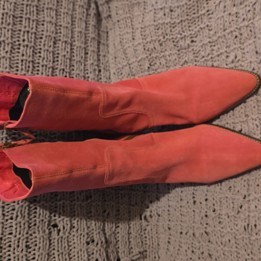New Unisa Women's Size 9.5 Laredo Pink Suede Brown Leather Boots 3 Inch Heel - Picture 2 of 8